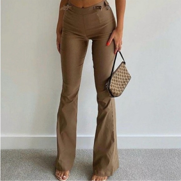 WHITE FOX “Satisfy Me” Mocha Flare Pants Sz XS - Picture 1 of 3
